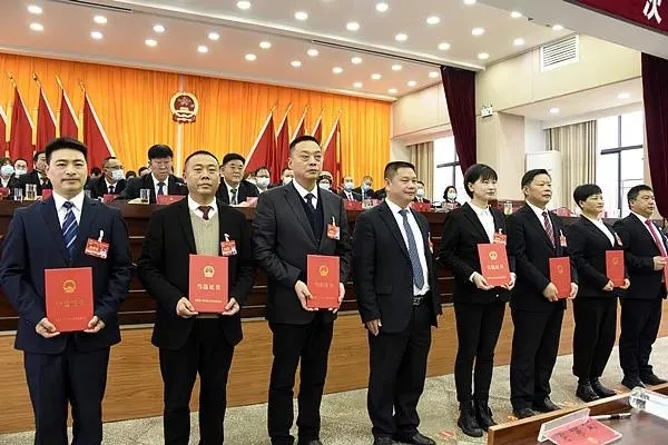 西秀區(qū)干部任，科技革新引領(lǐng)智慧生活