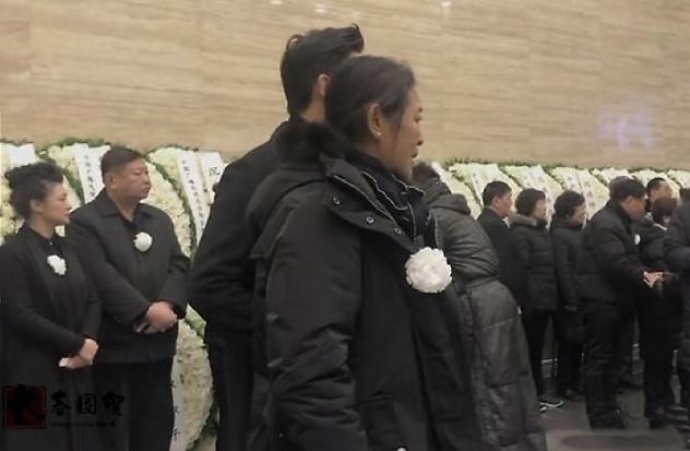 趙忠祥最新消息，科技巨頭引領(lǐng)潮流，全新高科技產(chǎn)品亮相舞臺