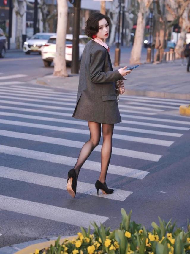 警惕非法色情內(nèi)容，遠(yuǎn)離辣文絲襪誘惑，尋找健康娛樂(lè)方式