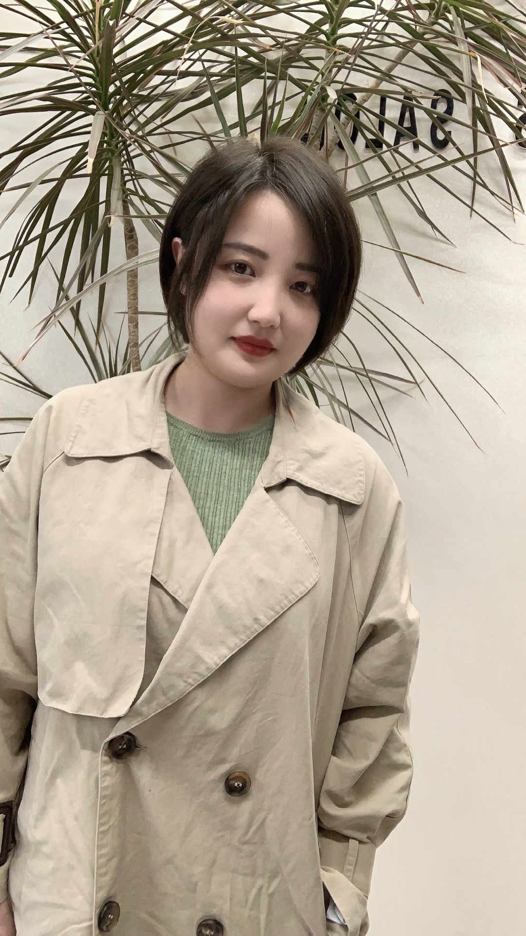 圓臉女生必備最新短發(fā)造型，小紅書上的流行趨勢一網(wǎng)打盡???♀?