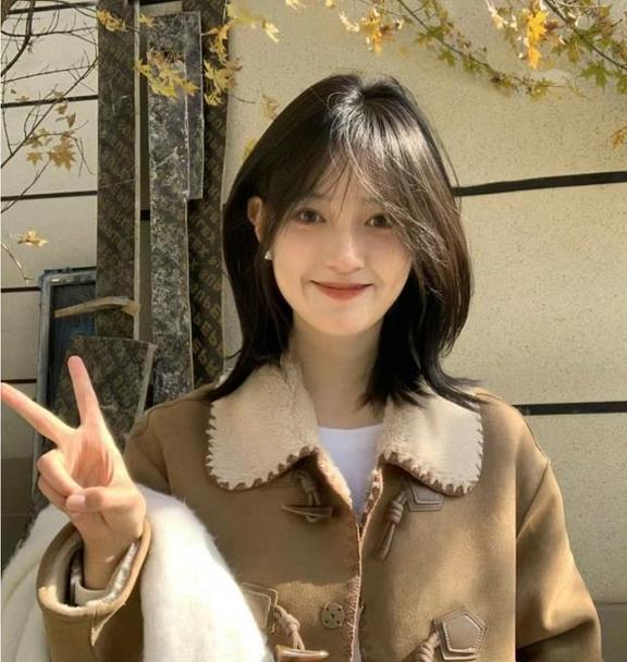 科技與時尚融合，2024年最新流行發(fā)型展望