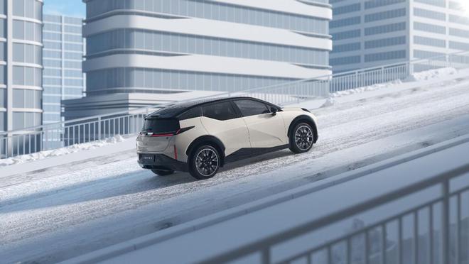 ??重磅來襲！2024最新款小車，時(shí)尚與科技的完美結(jié)合?