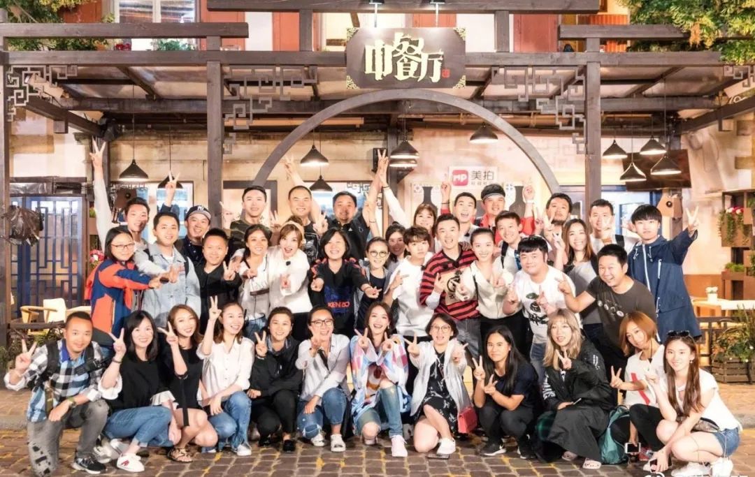 中餐廳最新一期高科技音樂(lè)盛宴，智能生活新紀(jì)元啟動(dòng)