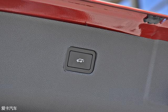 最新比速T5試駕體驗(yàn)，駕馭變化，自信與學(xué)習(xí)同行視頻