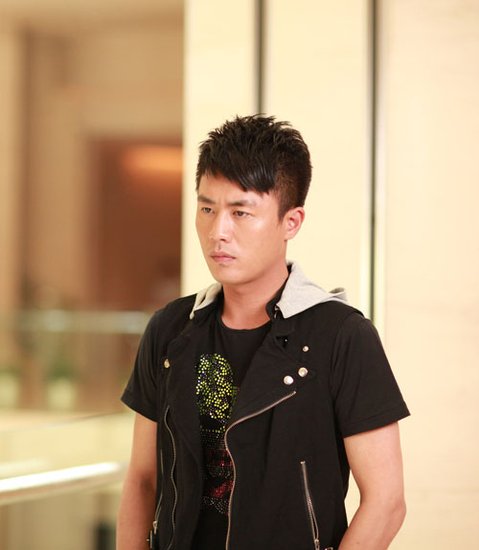 杜淳最新發(fā)型揭秘，巷弄深處的時尚秘密