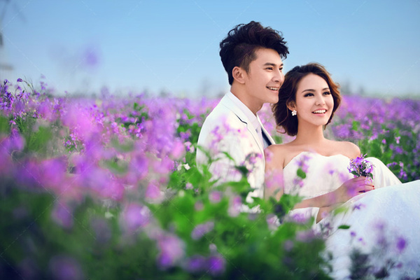 秋霞最新婚,秋霞最新婚，一場自然美景的探索之旅