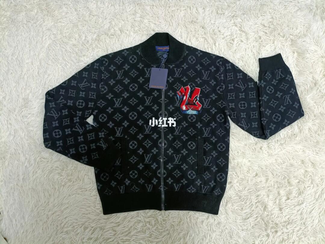 LV最新開(kāi)衫，時(shí)尚、自我成長(zhǎng)的無(wú)縫融合