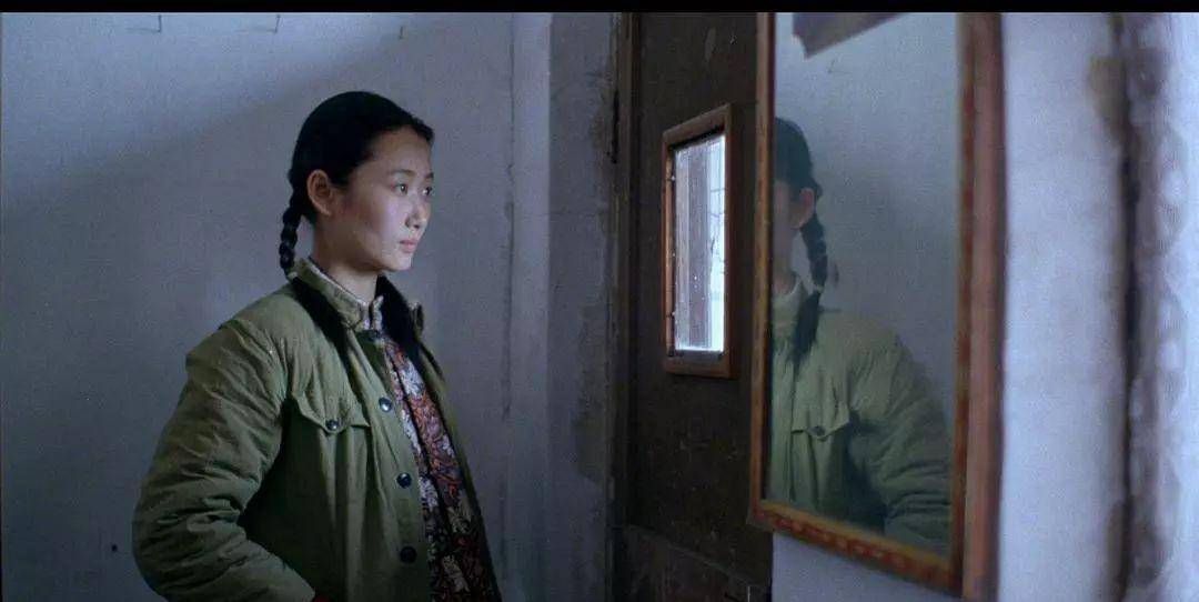 演員任逍遙，舞臺與銀幕的魅力人生探索