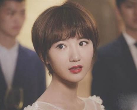 最新網(wǎng)紅短發(fā)造型詳解，時尚短發(fā)打造步驟指南與照片參考