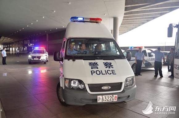 最新小額詐騙動(dòng)態(tài)揭秘，小巷深處的神秘特色小店警惕詐騙風(fēng)險(xiǎn)