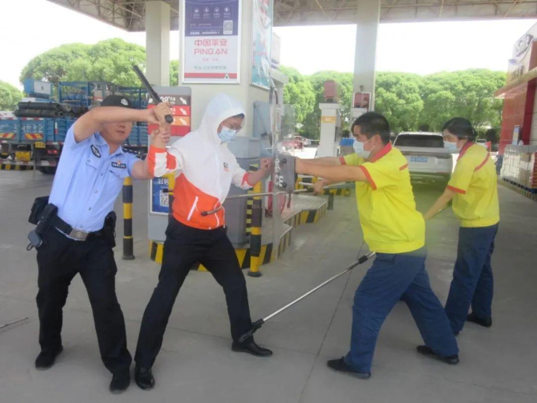 最新警用刀具，科技之光，守護(hù)安全的力量，展現(xiàn)尖端科技的力量