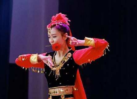 跳舞的明星，多維度的藝術(shù)展現(xiàn)力