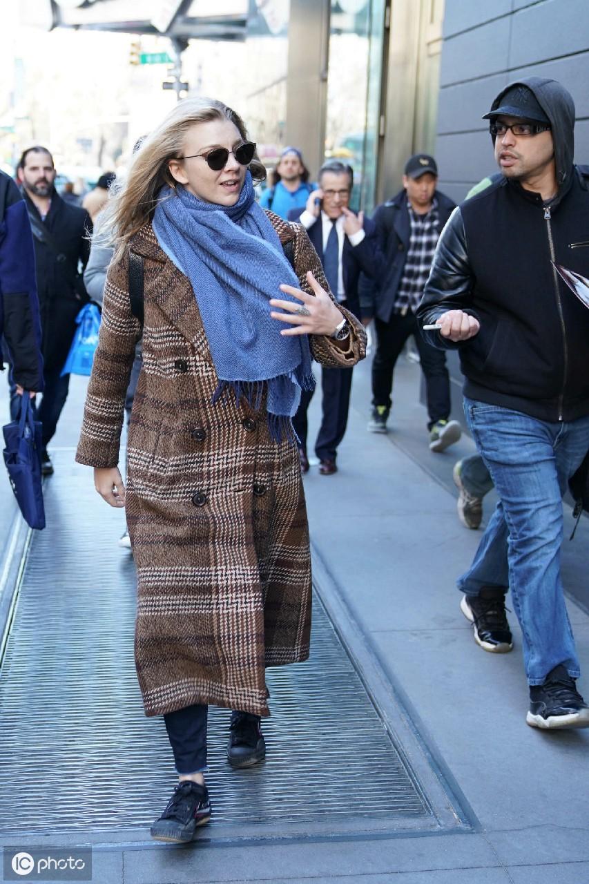 老演員舒適，演藝界的璀璨明珠，傳奇人生閃耀舞臺?