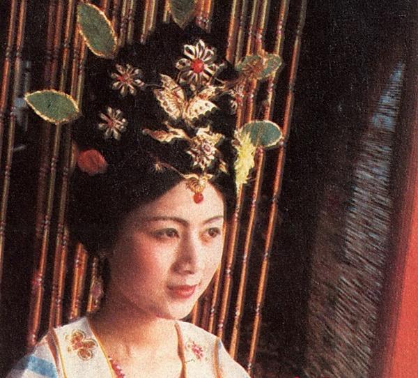 演員馬蘭圖片集，展現(xiàn)風(fēng)采的劇照欣賞