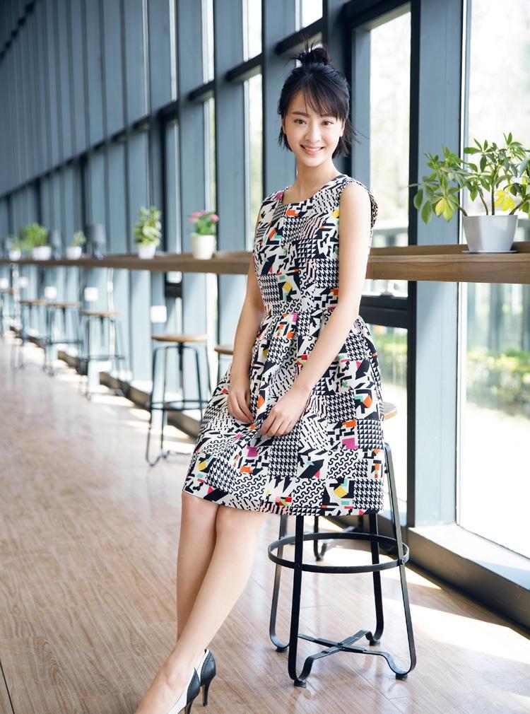 白鹿原白靈小演員與科技融合，前沿科技產(chǎn)品體驗(yàn)之旅