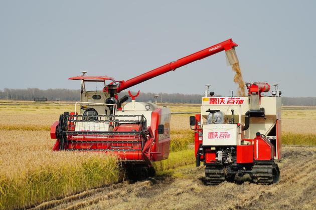 最新農(nóng)業(yè)機械探秘，小巷深處的農(nóng)業(yè)黑科技揭秘