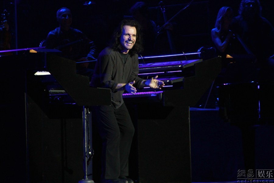 雅尼最新音樂專輯，音樂之家的溫馨日常之旅