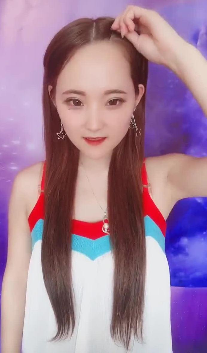 最新美拍編發(fā)教程，輕松打造時尚發(fā)型，瞬間提升你的魅力值！