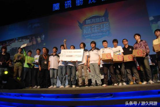 重溫經(jīng)典瞬間，回顧CF白鯊在2009年的比賽風(fēng)采