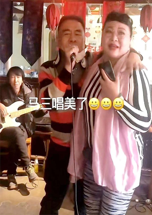 姚三馬新視頻火爆小紅書，熱議焦點，爆款來襲！