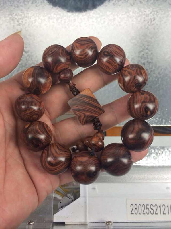 海南黃花梨當(dāng)前價格全面指南，最新行情解析與深度解讀