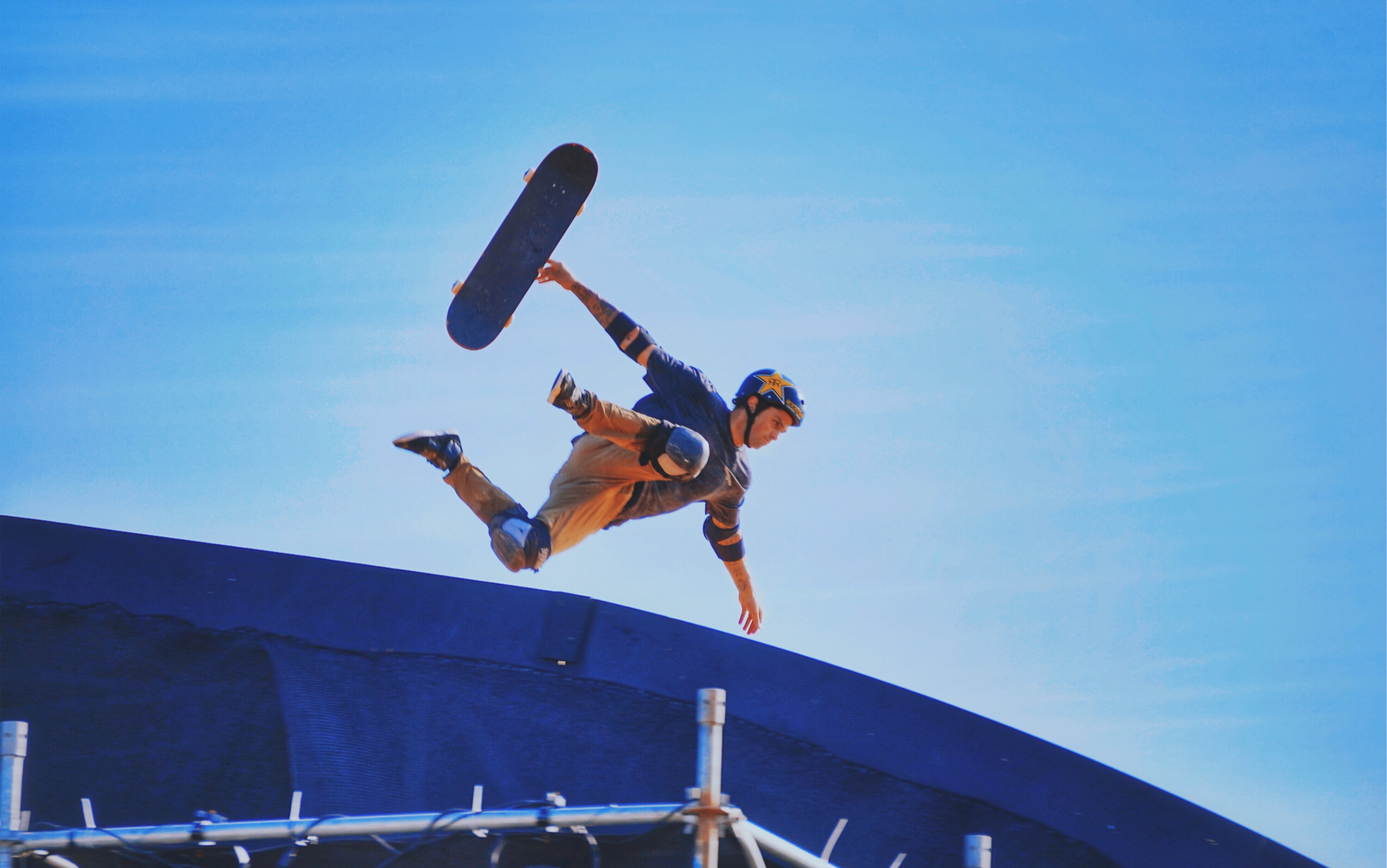 極限滑板比賽全程指南，從入門(mén)到精通的步驟教程