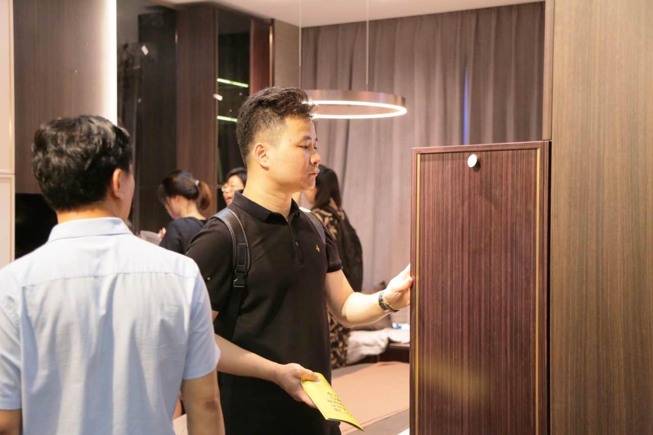 探尋小巷中的獨(dú)特家居秘境，解析我樂(lè)家居為何暫不上市的原因