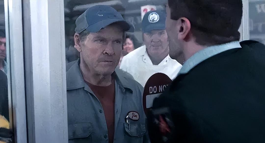 迷霧世界最新探索，自信閃耀，揭開未知面紗