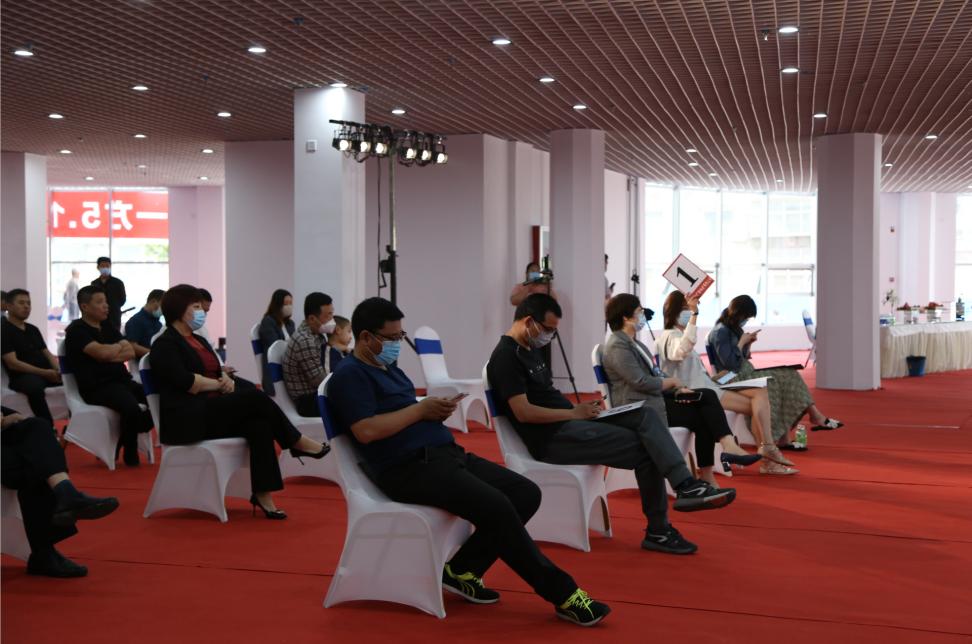 衡水拍賣最新動態(tài)，科技盛宴重塑未來生活體驗