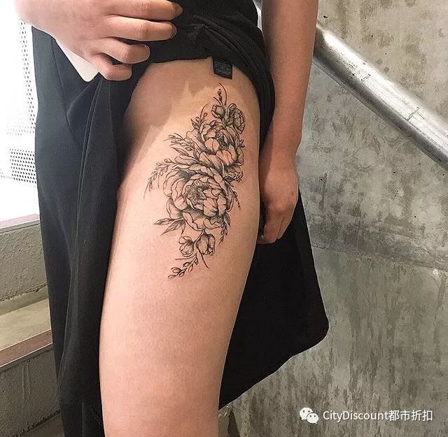 愛與陪伴的紋刻時(shí)光，最新紋身字母流行趨勢