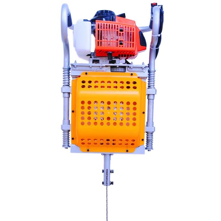 最新起樹苗機器，自然美景探索之旅啟程