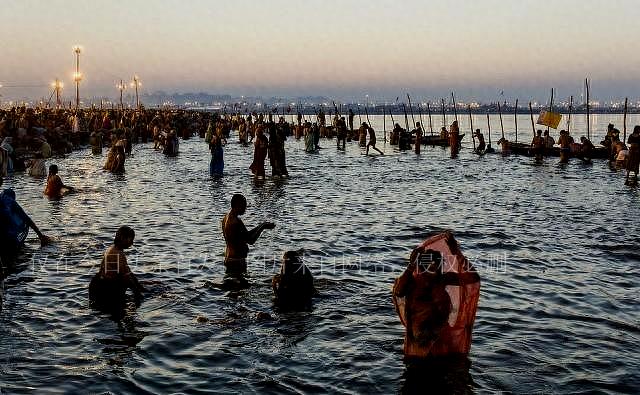 云南水怪最新動態(tài)與神秘小巷獨特小店探秘