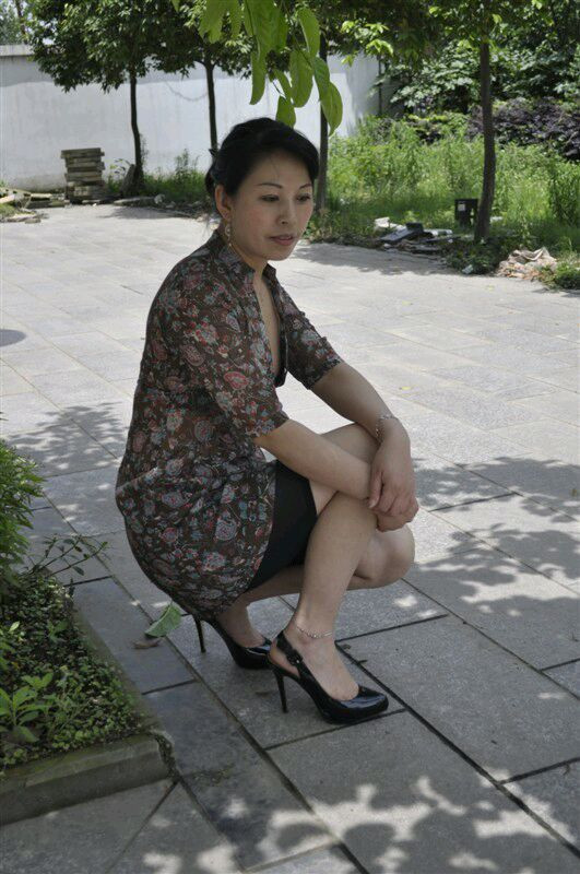 最新熟女論壇免費，自信與成就感的蛻變，熟女們的勵志前行之路！