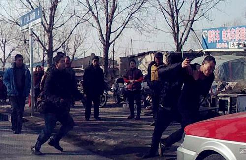 沈陽(yáng)溫情日常背后的沖突與友情的誕生，一場(chǎng)誤會(huì)引發(fā)的打架傷人事件