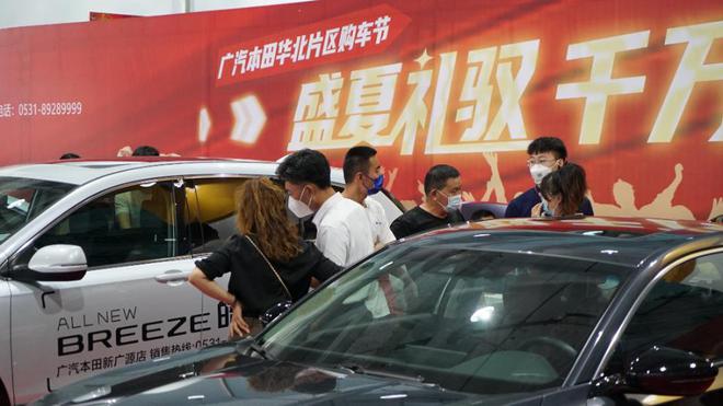 濟(jì)南最新車展，汽車行業(yè)盛宴全景呈現(xiàn)