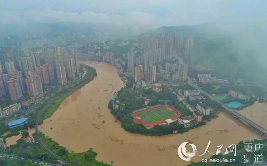 洪峰來襲，背景、事件、影響與時(shí)代重要性解析