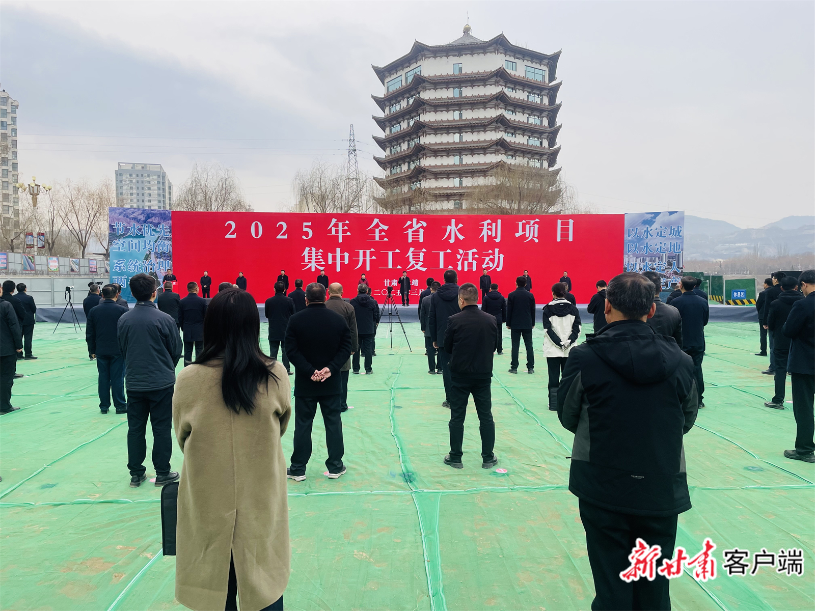 甘肅復(fù)工最新動態(tài)，自然美景探索之旅，重拾內(nèi)心平靜