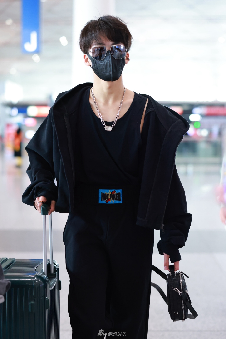 何洛洛機(jī)場(chǎng)最新動(dòng)態(tài)，自然美景的輕松探索之旅